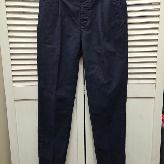 인코텍스 테이퍼드핏 치노 팬츠