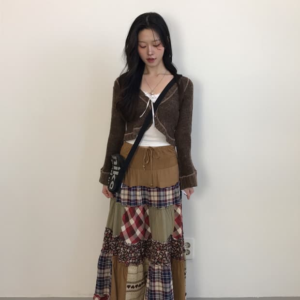 Jpn Bell Sleeve Cropped Knit Cardigan