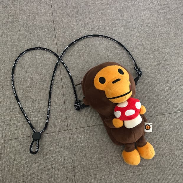 Bape 베이비 마일로 플러시 모바일 백