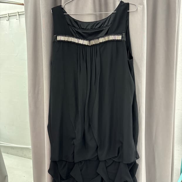 큐빅셔링 미디 드레스