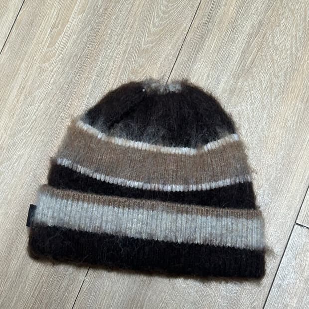 디스이즈네버댓 비니