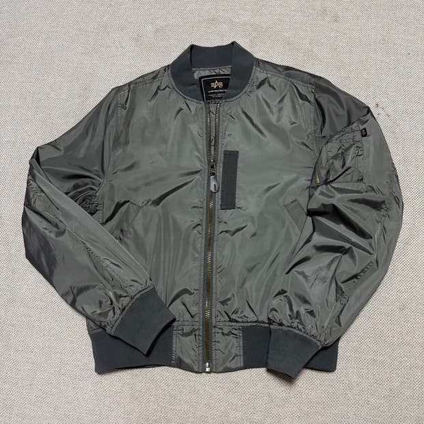 알파인더스트리 MA-1 봄버 자켓