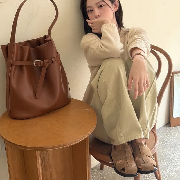 로서울 브라운 버킷백