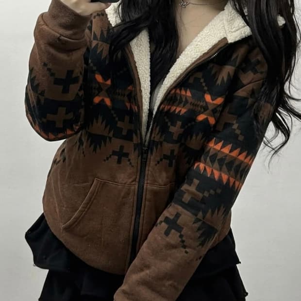 기하학 레트로 양털 후드집업 M