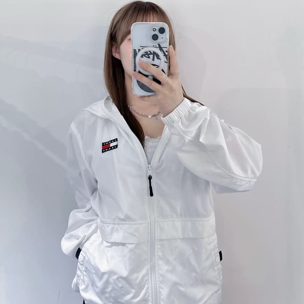 타미진스 화이트 풀집업 바람막이