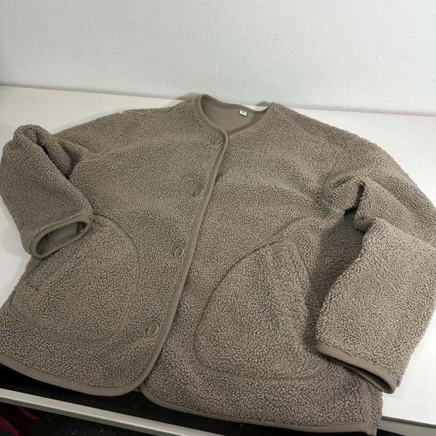 우먼XL 유니클로 카키그레이 논카라 뽀글이 후리스 자켓