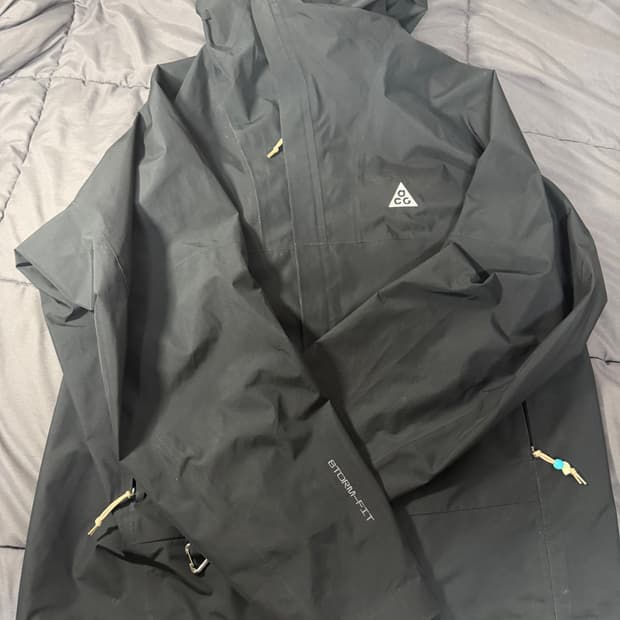 나이키 ACG 스톰핏 ADV 케스케이드 레인 풀 집 자켓 블랙