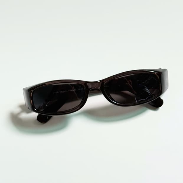 90s Good Design 볼드 스퀘어 빈티지 데드스탁 선글라스