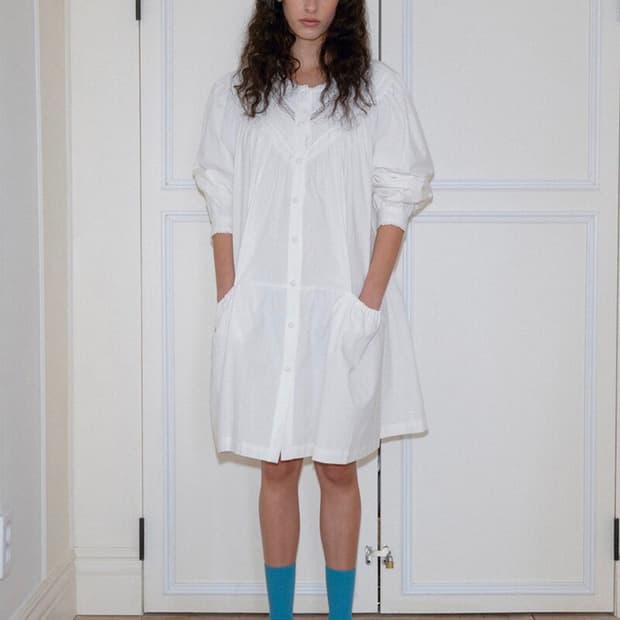 위러버 아이보리 레이스 컨트리 셔링 포켓 드레스 원피스