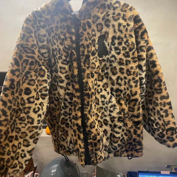 라이프워크 레오파드 후리스점퍼 프리사이즈 