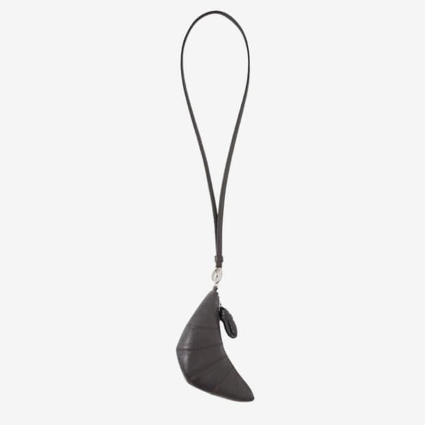 르메르 크루아상 코인 퍼스 네클리스 다크초콜릿