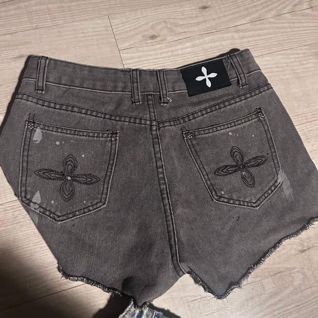 빈티지 흑청 데님 쇼츠