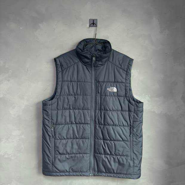 노스페이스 경량패딩 조끼 그레이