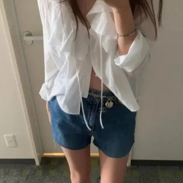 Tannat 타낫 오버 프릴 블라우스