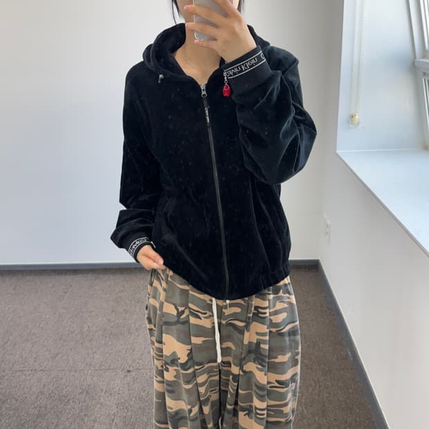 Calvin Klein 캘빈클라인 블랙 벨벳 후드집업