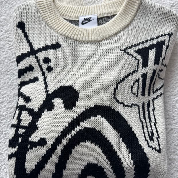 나이키 x 스투시 NRG 롱슬리브 니트 스웨터 파슬 (DR2893-238