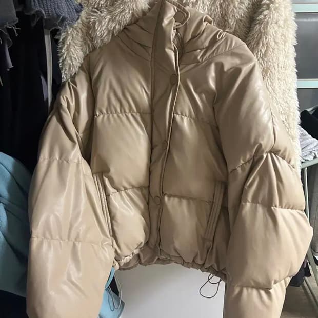 쉬이즈큐트 패딩