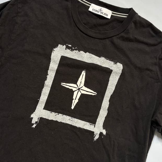 스톤아일랜드 반팔 티셔츠