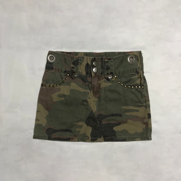 카모 펀칭 스커트