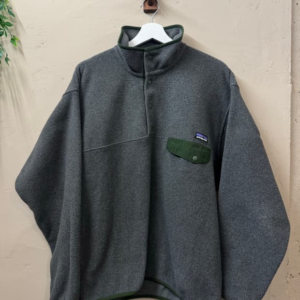 새상품급) 파타고니아 신칠라 그레이 그린 M