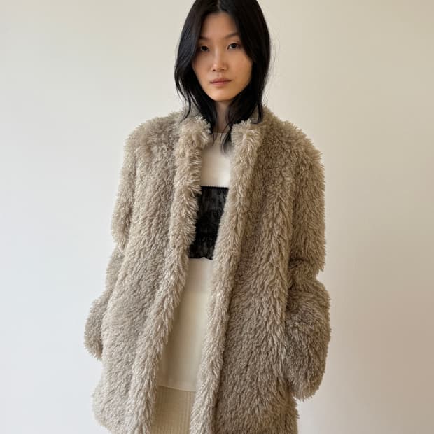 샵레터 Diane shearling coat (ash beige)