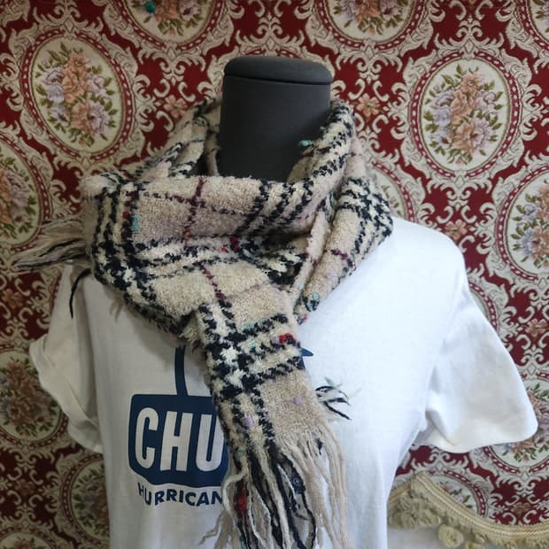 버버리 트위드 노바체크 울 머플러
