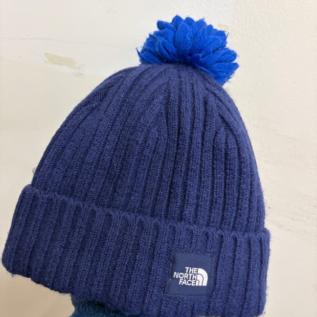 N216. 노스페이스 방울비니