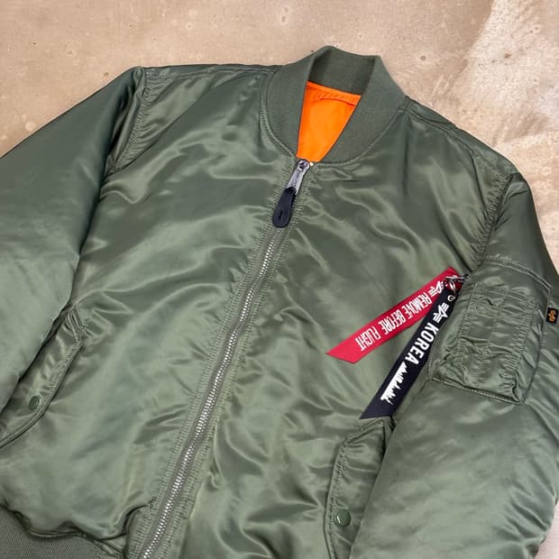 M 알파인더스트리 리버시블 MA-1 항공자켓