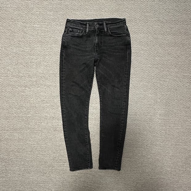 LEVI'S 510 black jeans