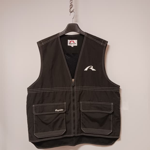 라피도 아웃도어 블랙 베스트