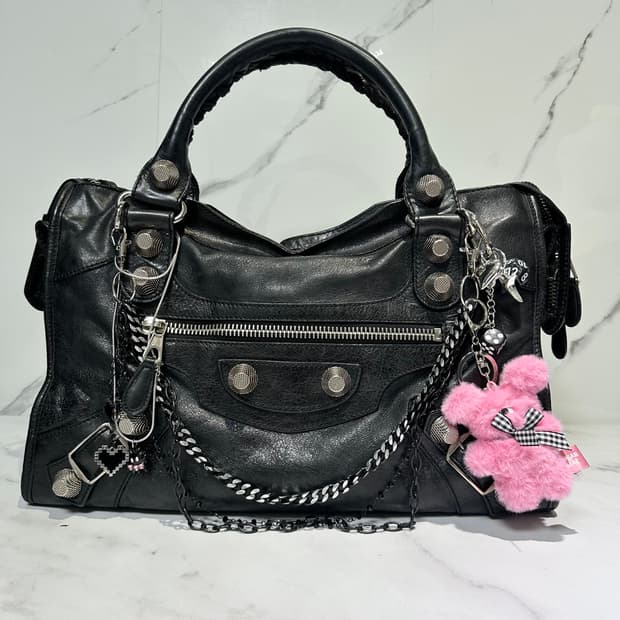 [A 정품] 발렌시아가 자이언트 시티 모터백 미디움 블랙