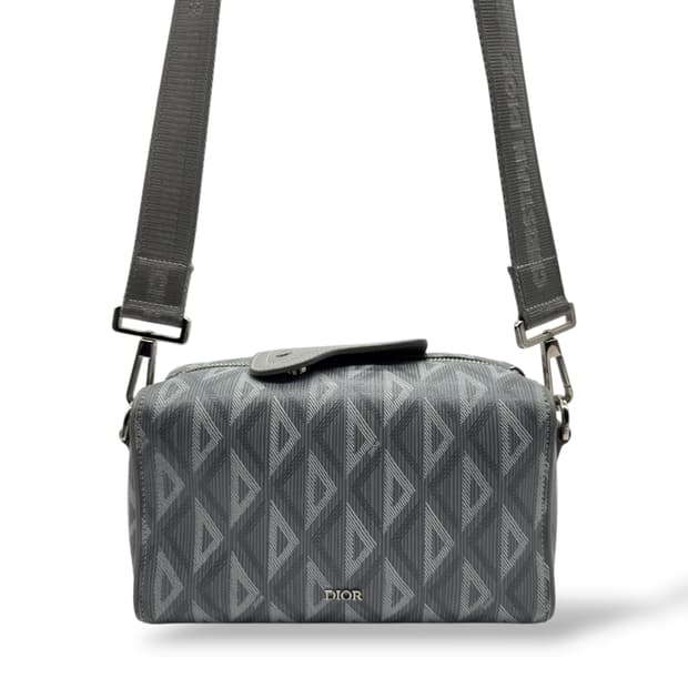 디올 CD 다이아몬드 링고 22백