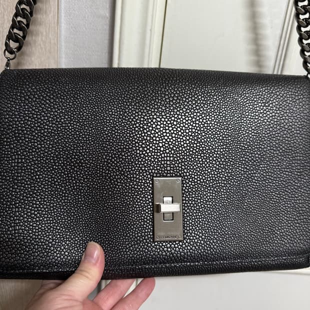 쿠론정품숄더가방