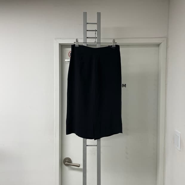 프라다 블랙 스커트 42