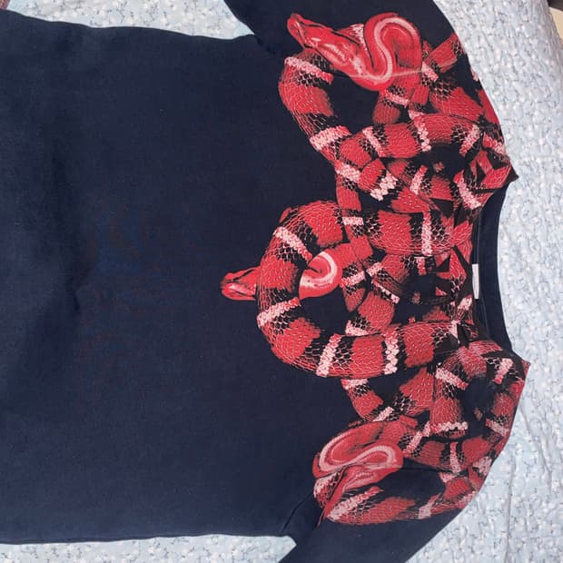 마르셀론 부를론 뱀 맨투맨 