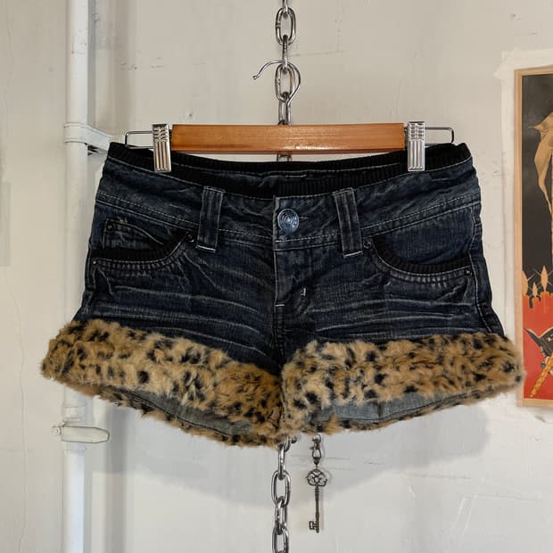레오파드 퍼 데님 숏팬츠 갸루