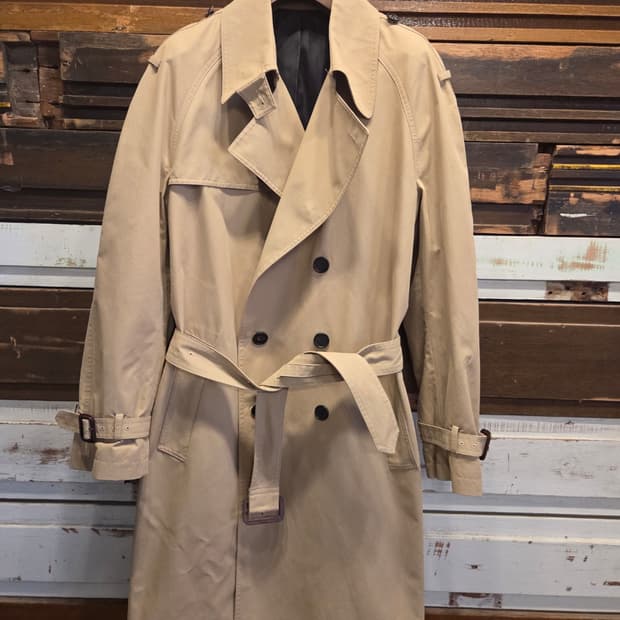 클럽모나코 트렌치코트 