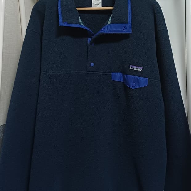  🇨🇴 파타고니아 신칠라 스냅티 - 블루 블랙