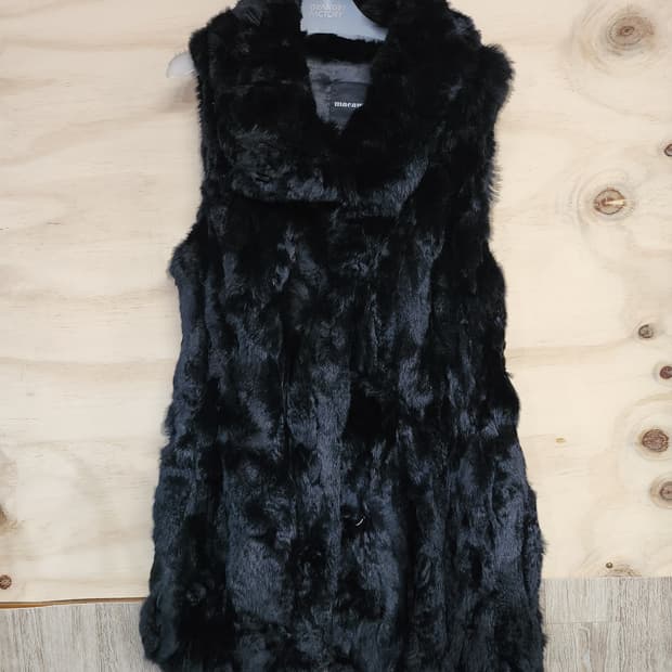 26) 마코 macaw 토끼털 베스트