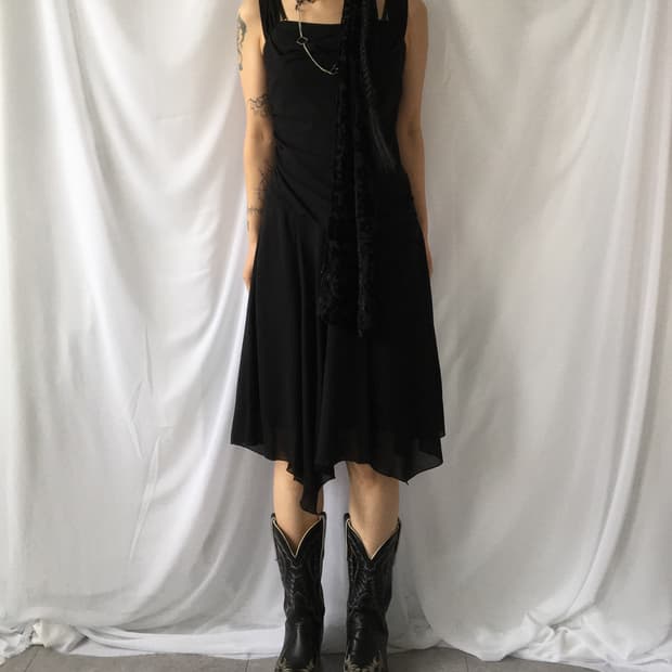 Shirring drape point onepiece