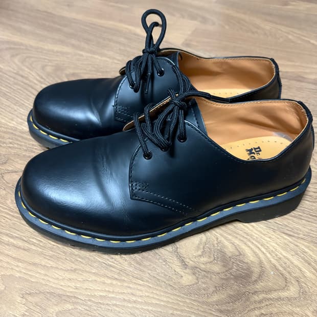 닥터마틴 1461 스무스블랙 