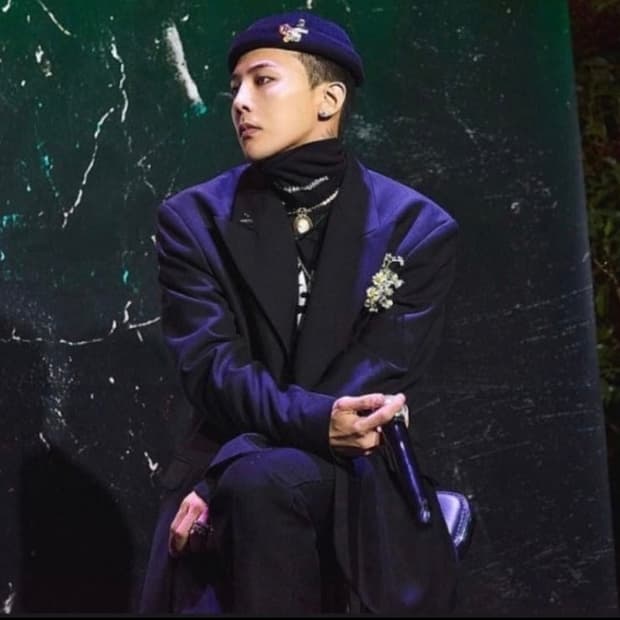 피스마이너스원 터틀넥