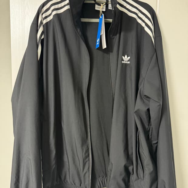 아디다스 아딜레늄 시즌1 오버사이즈 트랙자켓 블랙