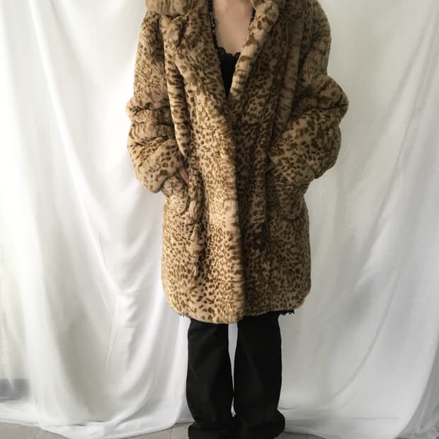 Fake fur leopard pattern jacket