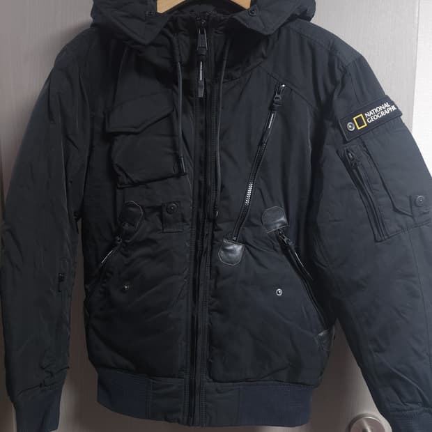 내셔널지오그래픽 구스다운 숏패딩, M (라타무스)