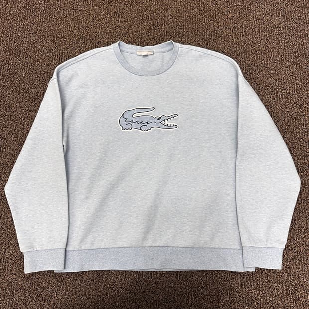 라코스테 하늘색 맨투맨 M