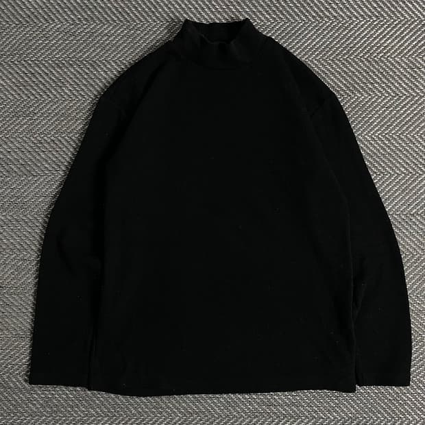 피앤콤마 머슬핏 미니멀 니트 블랙o 3398