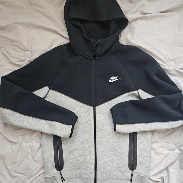 나이키 테크팩 블랙그레이