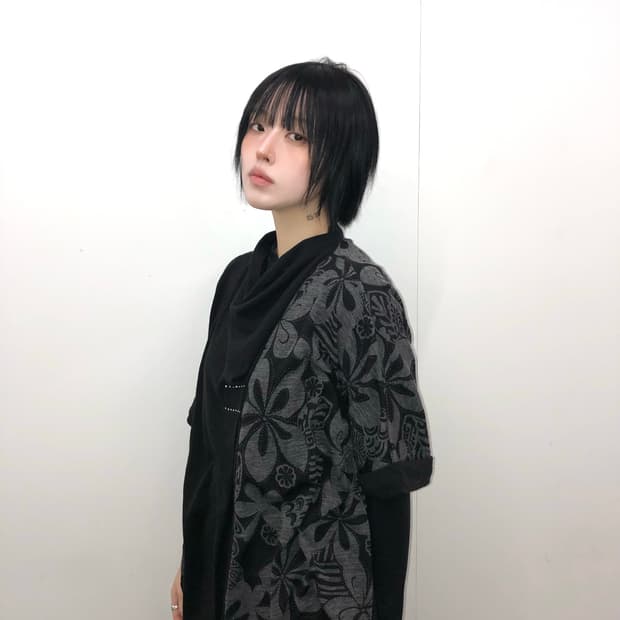 블랙 플라워 오버핏 반팔