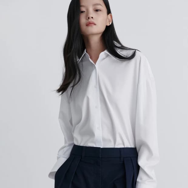 무신사 스탠다드 우먼즈 오버사이즈 실키 셔츠 화이트 판매